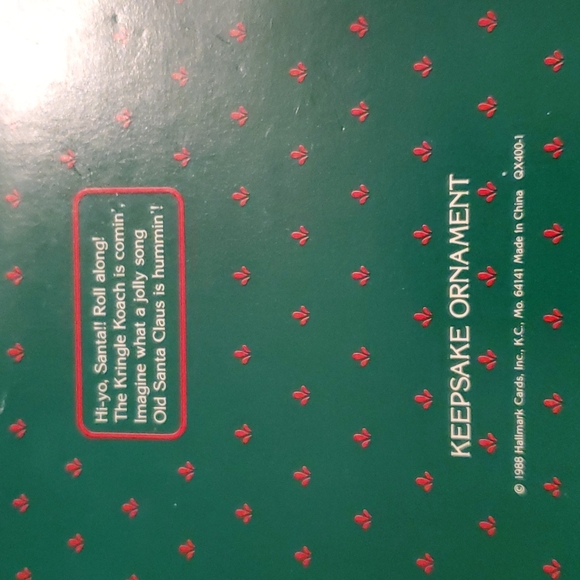 Hallmark Kringle Coach ornament - Picture 2 of 4